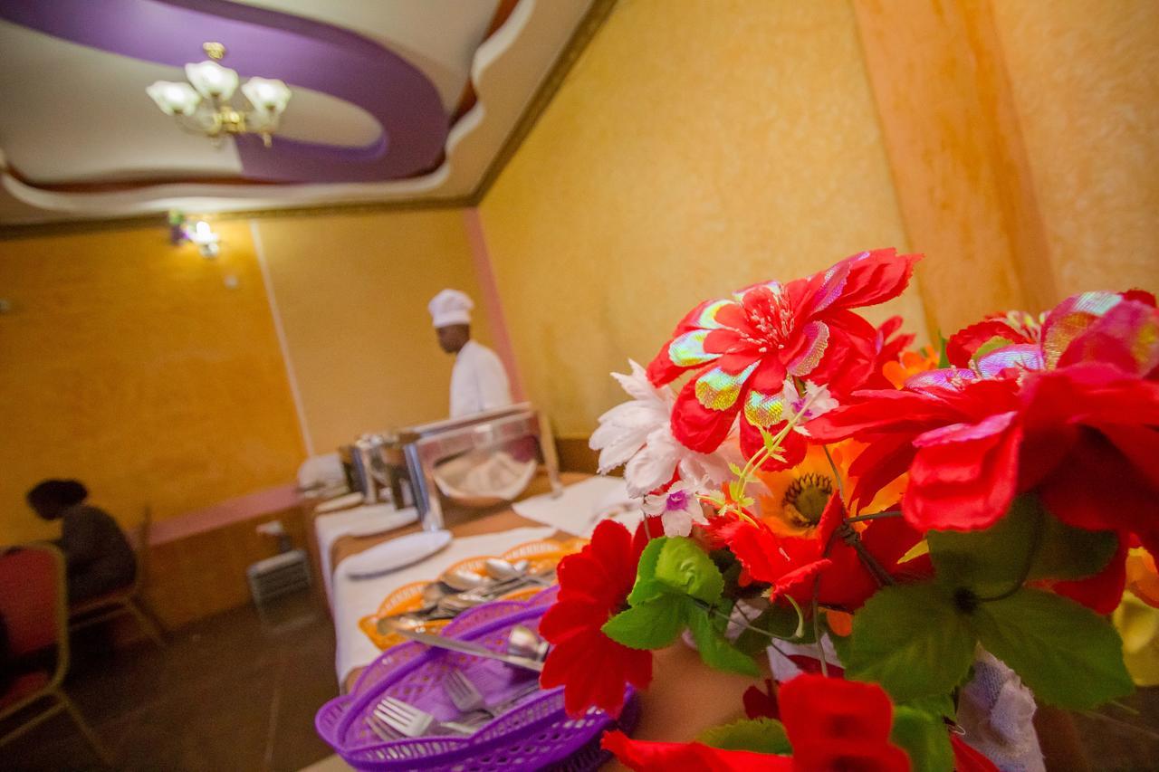 Grande Hotel Isiolo المظهر الخارجي الصورة