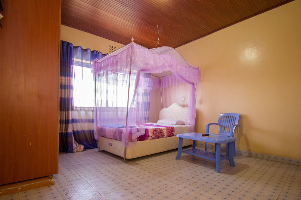 Grande Hotel Isiolo المظهر الخارجي الصورة